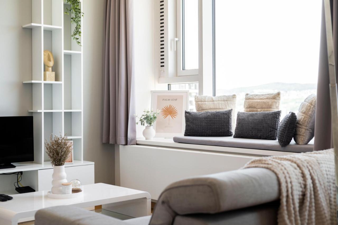 Luxury 1Bdrm On The 28Th Floor Apartment Bratislava Exterior photo